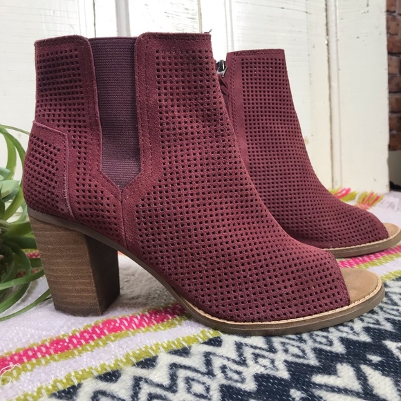 ☘️❄️TOMS Majorca perforated Ankle boots❄️☘️ - Picture 5 of 14